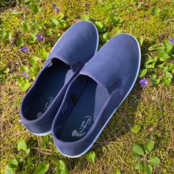 Navy slip on sneakers - Picture 2 of 4